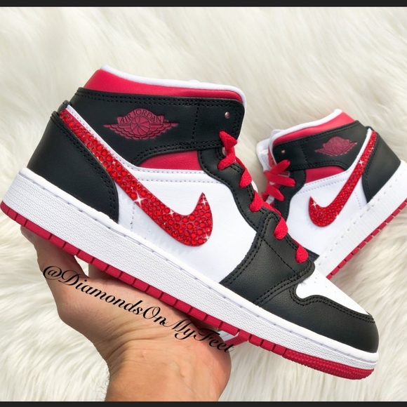 STOLEN ENGAGEMENT RING AND MORE! - Picture 5 of 9